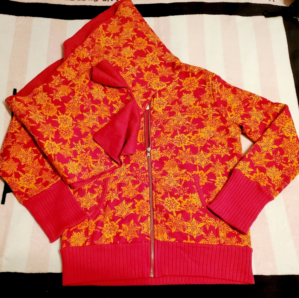 NWT Moda International Women’s MEDIUM Sweater Full Zip Attached Scarf Sn… - Picture 3 of 12